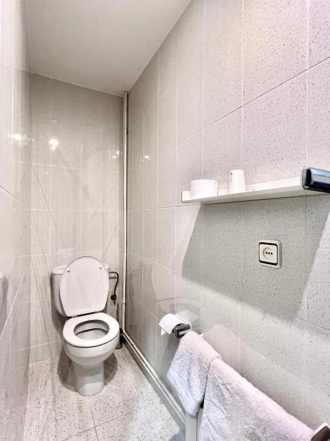 Pension Peiro Barcelona 0*,  Spain
