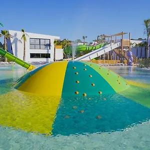 https://alannia-salou.top-hotels-tarragona.com